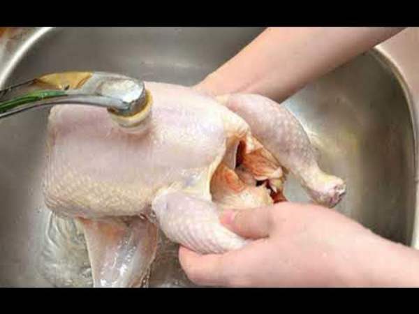 Chiêm bao thấy làm thịt gà luộc