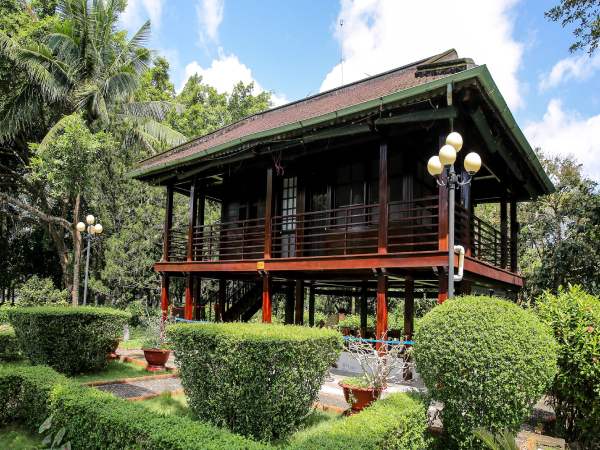 Mơ thấy nhà sàn không có người tốt hay xấu? Mơ thấy nhà sàn không có người tốt hay xấu?