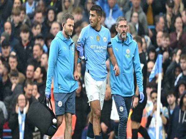 Rodri chấn thương, Man City lo sốt vó