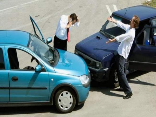 Chiêm bao thấy bị ô tô đụng tốt hay xấu? Chiêm bao thấy bị ô tô đụng tốt hay xấu?