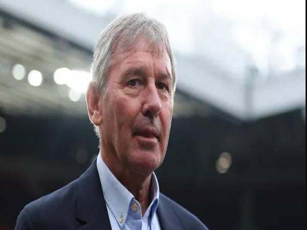 Tin MU: Bryan Robson gợi ý mua sắm cho đội bóng
