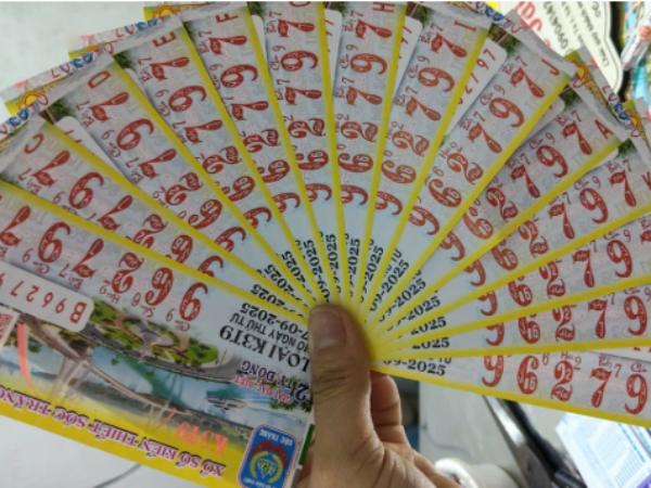 Vé số trúng giải 6 có phải đóng thuế không
